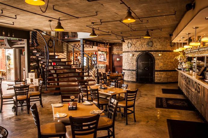 Imagen del bar/restaurante del Hotel Garden Court Morningside. Foto 3