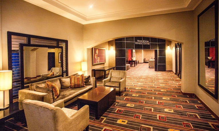 Imagen de los interiores del Hotel Garden Court O.r. Tambo International Airport. Foto 17