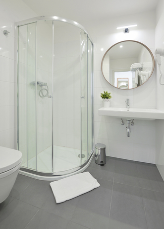 Imagen de la habitación del Hotel Garden Court, Praga. Foto 5