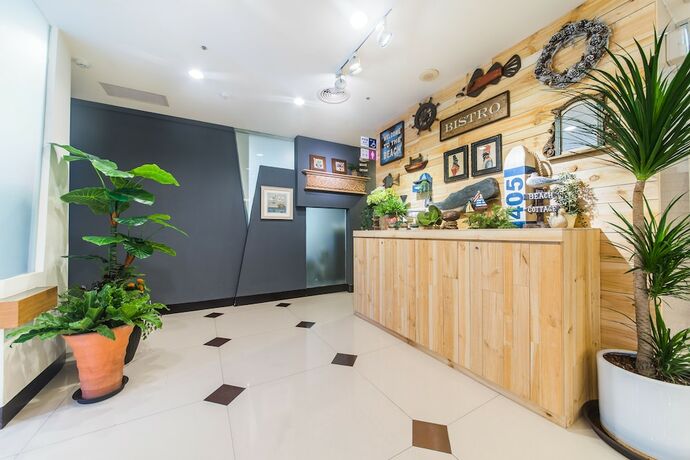 Imagen de los interiores del Hotel Garden Education Culture Hotel. Foto 31