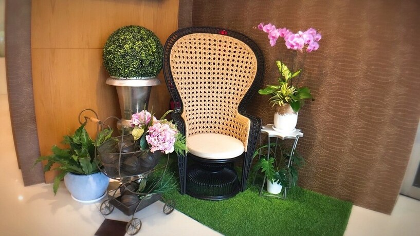 Imagen de los interiores del Hotel Garden Education Culture Hotel. Foto 36