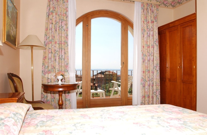 Imagen de la habitación del Hotel Garden, Garda. Foto 7