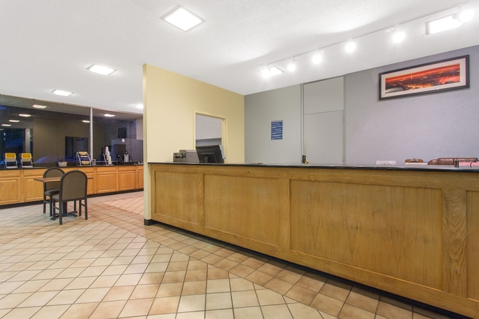 Imagen de los interiores del Hotel Garden Inn, Fredericksburg. Foto 19