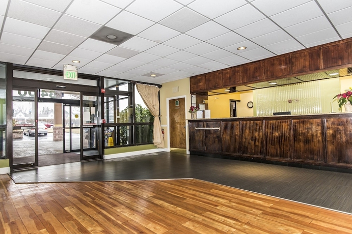 Imagen de los interiores del Hotel Garden Inn, Laurel. Foto 15
