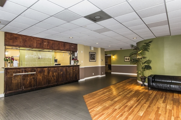Imagen de los interiores del Hotel Garden Inn, Laurel. Foto 16