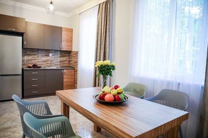 Imagen de la habitación del Hotel Garden Inn Resort Sevan. Foto 3