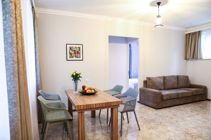 Imagen de la habitación del Hotel Garden Inn Resort Sevan. Foto 7