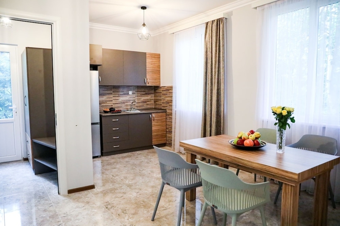 Imagen de la habitación del Hotel Garden Inn Resort Sevan. Foto 14