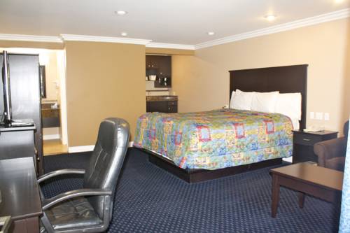 Imagen de la habitación del Hotel Garden Inn and Suites, Glendora. Foto 4