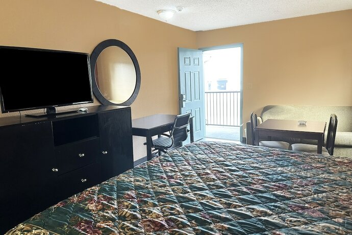 Imagen de la habitación del Hotel Garden Inn and Suites, Rome. Foto 14
