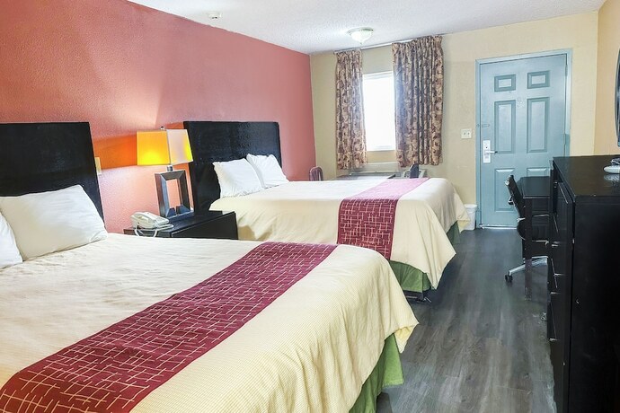 Imagen de la habitación del Hotel Garden Inn and Suites, Rome. Foto 16
