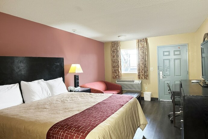 Imagen de la habitación del Hotel Garden Inn and Suites, Rome. Foto 17
