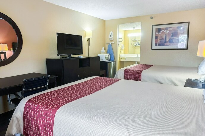 Imagen general del Hotel Garden Inn and Suites, Rome. Foto 10