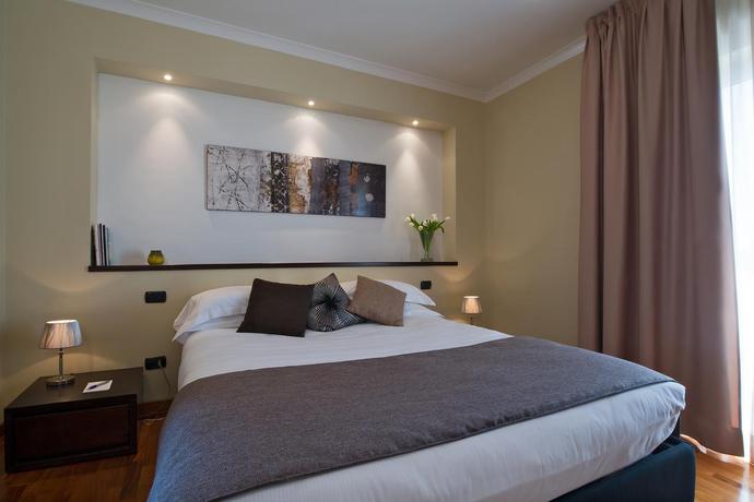 Imagen general del Hotel Garden, Latina. Foto 3