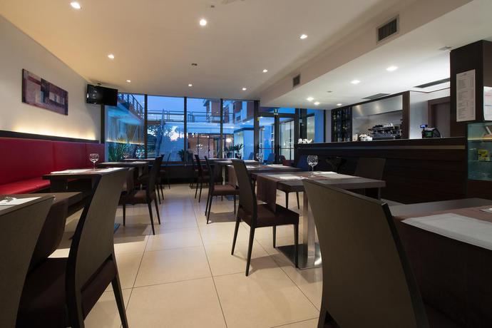 Imagen general del Hotel Garden, Latina. Foto 15