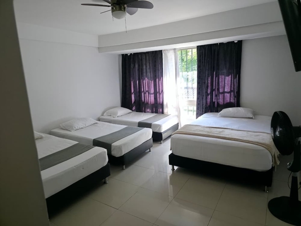 Imagen de la habitación del Hotel Garden Laureles. Foto 6