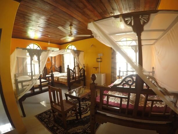 Imagen de la habitación del Hotel Garden Lodge. Foto 19