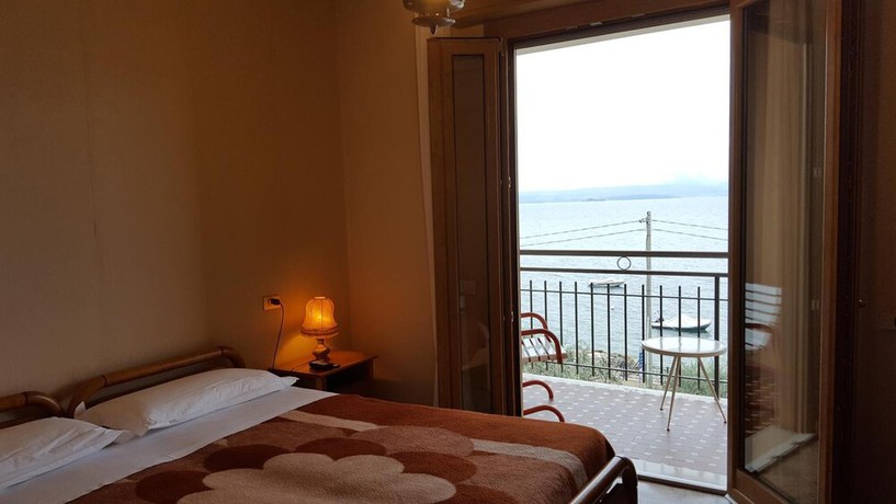 Imagen de la habitación del Hotel Garden, Loncrino. Foto 7