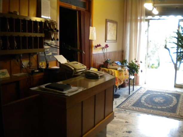 Imagen de los interiores del Hotel Garden, Loncrino. Foto 19