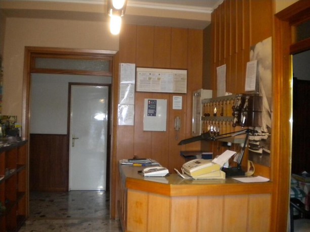 Imagen de los interiores del Hotel Garden, Loncrino. Foto 20