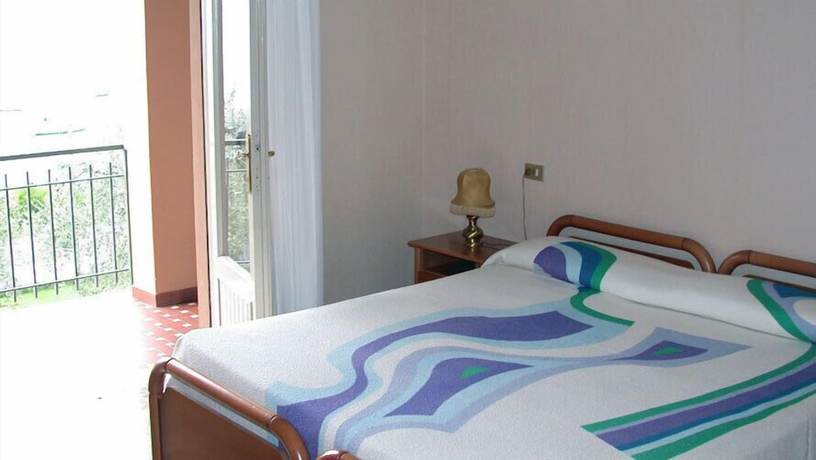 Imagen de la habitación del Hotel Garden, Loncrino. Foto 17