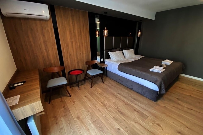 Imagen de la habitación del Hotel Garden Lounge. Foto 12