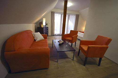 Imagen de la habitación del Hotel Garden Mezn&aacute;. Foto 7