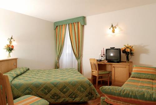 Imagen de la habitación del Hotel Garden, Moena - Alpe Lusia. Foto 14