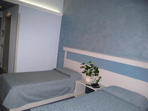 Imagen de la habitación del Hotel Garden, Moniego. Foto 8