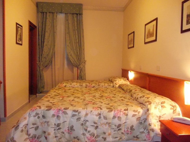 Imagen de la habitación del Hotel Garden Napoli. Foto 10