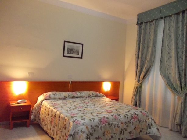 Imagen de la habitación del Hotel Garden Napoli. Foto 16