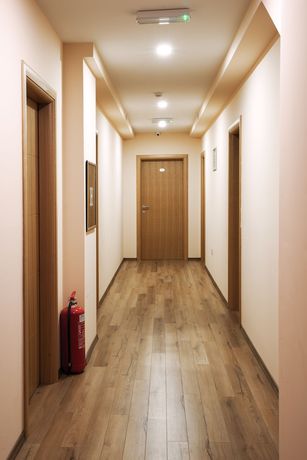 Imagen de los interiores del Hotel Garden, Novi Sad. Foto 10