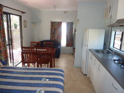 Imagen de la habitación del Hotel Garden Of Eden Caravan Park. Foto 2