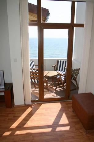 Imagen de los exteriores del Hotel Garden Of Eden Complex. Foto 7