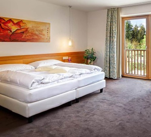 Imagen de la habitación del Hotel Garden Park, Prad am Stilfser Joch - Prato allo Stelvio. Foto 11