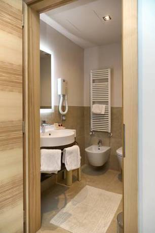 Imagen de la habitación del Hotel Garden, Peschiera del Garda. Foto 6