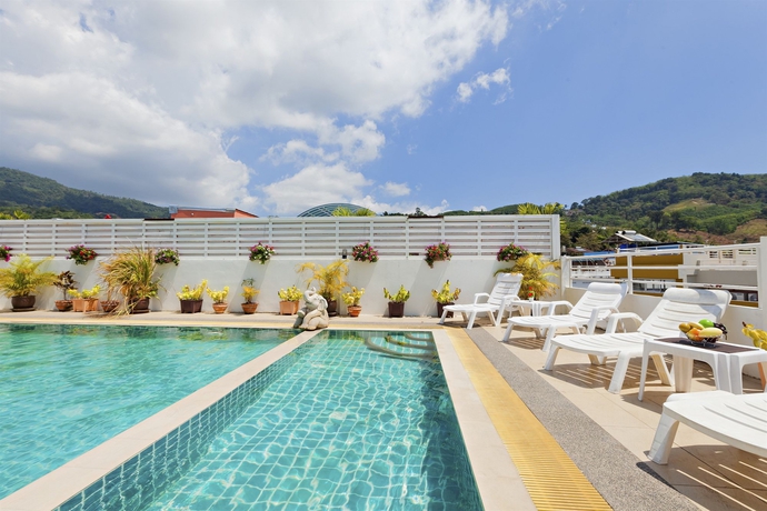 Imagen de la piscina del Hotel Garden Phuket Hotel. Foto 15