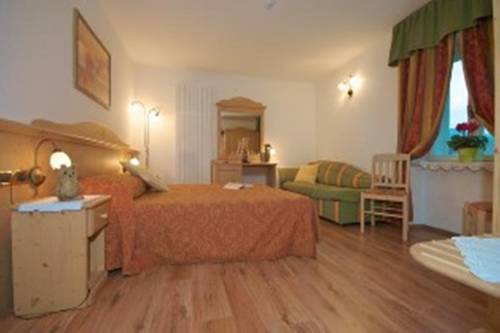 Imagen de la habitación del Hotel Garden, Pieve di Ledro. Foto 9