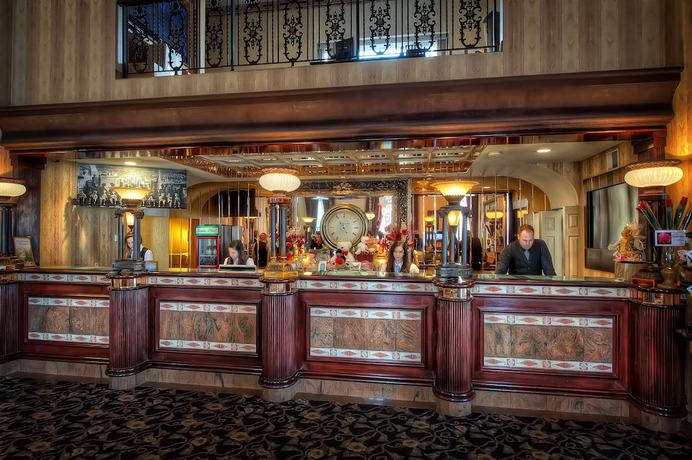 Imagen de los interiores del Hotel Garden Place. Foto 14