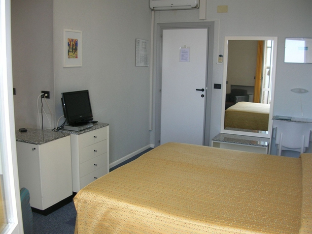 Imagen de la habitación del Hotel Garden, Porto San Giorgio. Foto 4