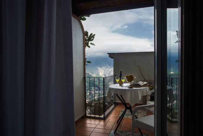 Imagen de la habitación del Hotel Garden Ravello. Foto 13