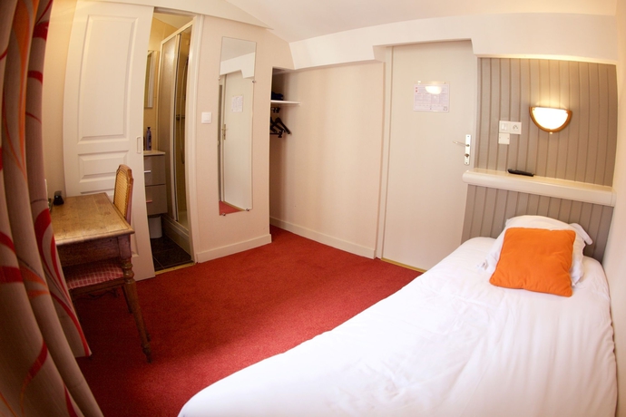 Imagen de la habitación del Hotel Garden, Rennes. Foto 4