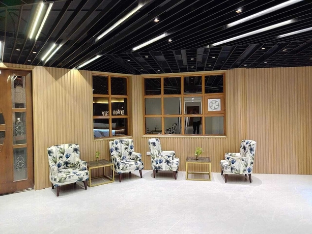 Imagen de los interiores del Hotel Garden Resorts and. Foto 15