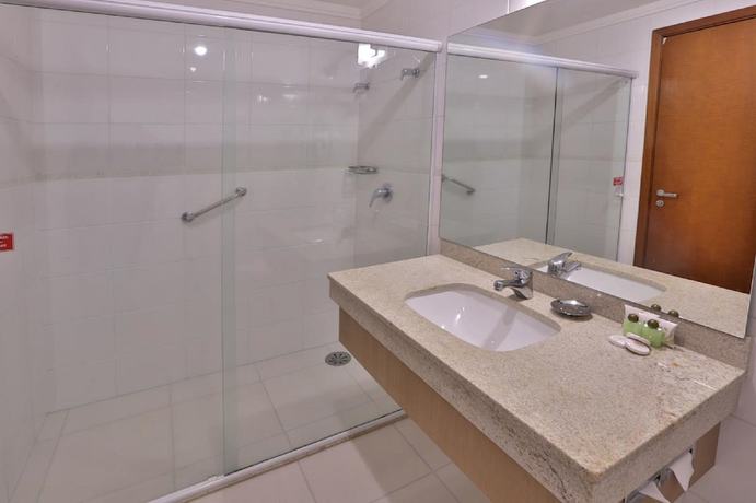 Imagen de la habitación del Hotel Garden, Ribeir&atilde;o Preto. Foto 4