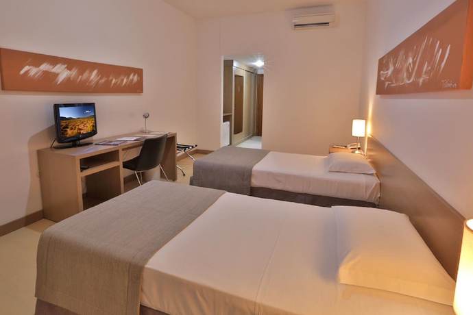 Imagen de la habitación del Hotel Garden, Ribeir&atilde;o Preto. Foto 6
