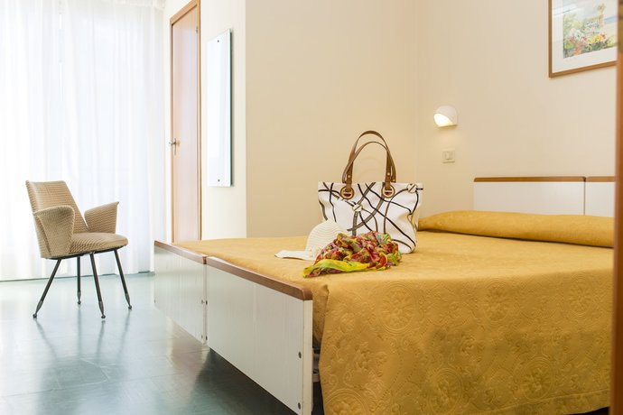 Imagen de la habitación del Hotel Garden Riccione. Foto 8