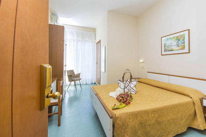 Imagen de la habitación del Hotel Garden Riccione. Foto 15