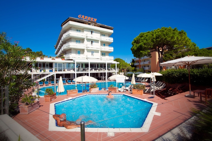 Imagen de los exteriores del Hotel Garden Sea. Foto 15