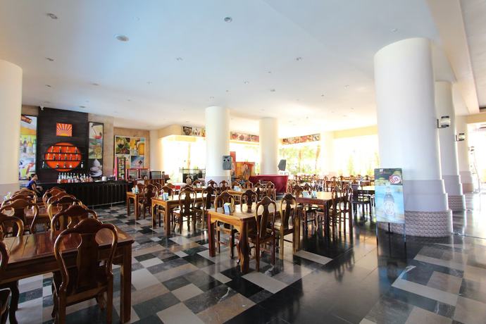 Imagen de los interiores del Hotel Garden Sea View Resort. Foto 18