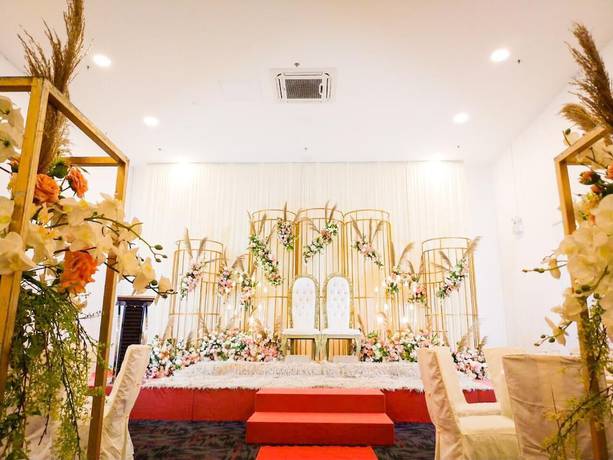 Imagen de los interiores del Hotel Garden Sentral. Foto 12
